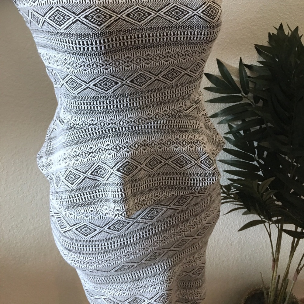 🦋Aztec Mini Dress - Picture 2 of 7